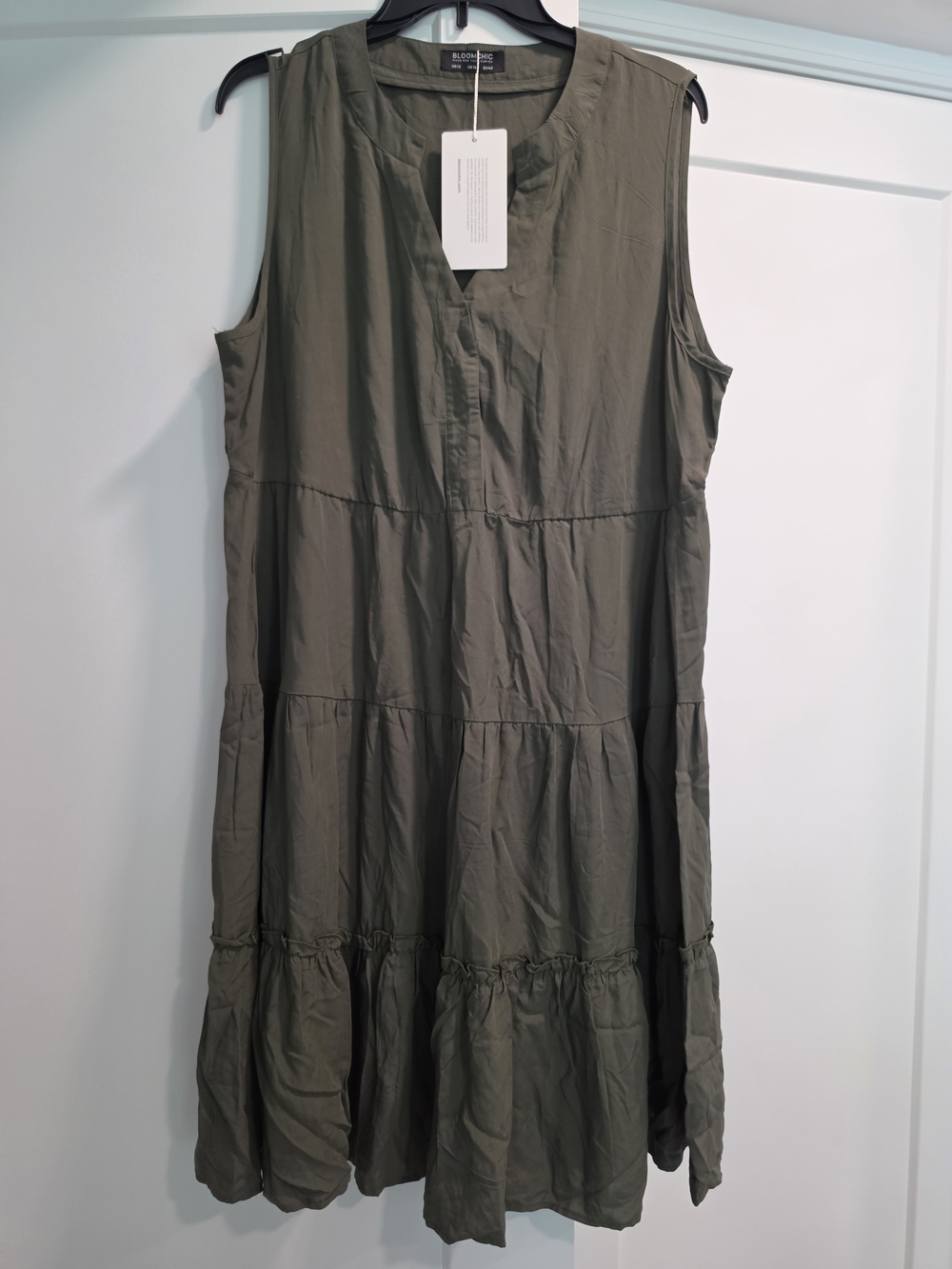 BloomChic Olive Green Sleeveless Tiered Midi Dress